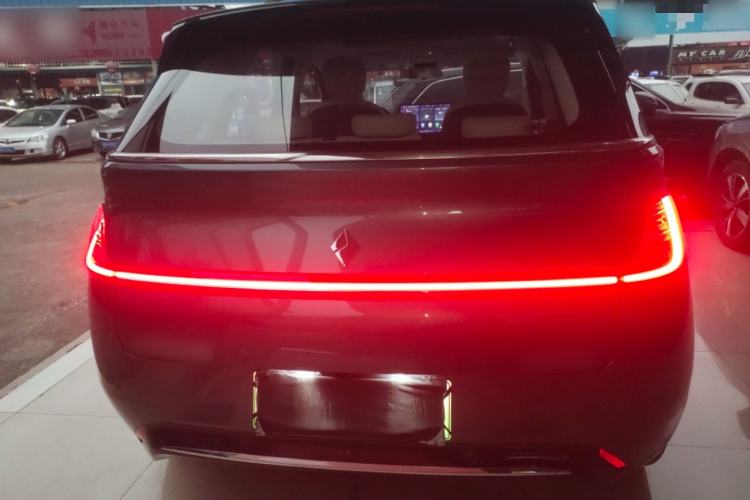 Used Baojun Cloud 2023 460 Max Exterior 4
