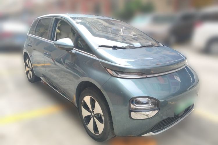 Used Baojun Cloud 2023 460 Pro Front Right 45 Deg