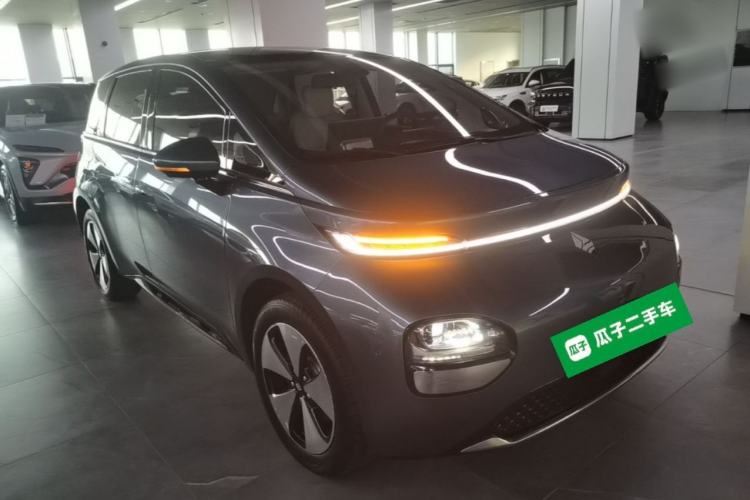 Used Baojun Cloud 2023 460 Max Front Right 45 Deg