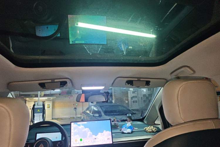 Used Baojun Cloud 2023 460 Max Headliner