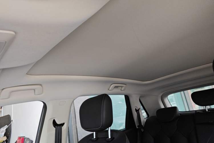 Used Baojun Cloud 2023 460 Max Headliner