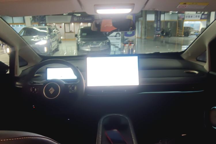 Used Baojun Cloud 2023 460 Max Interior 2