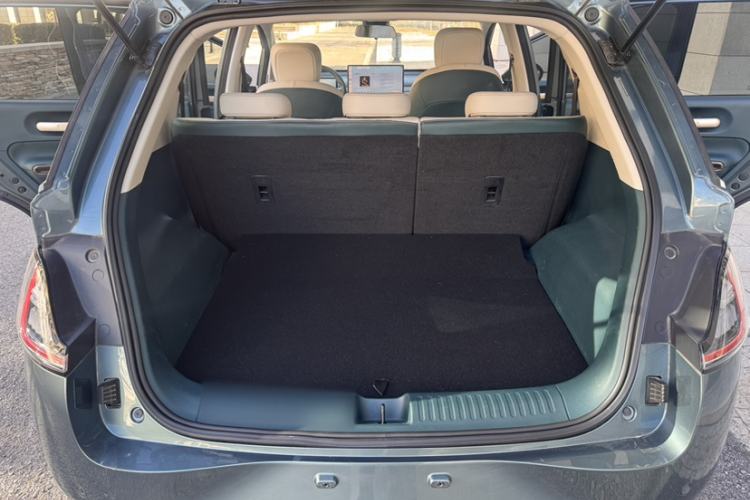 Used Baojun Cloud 2023 460 Pro Interior 9