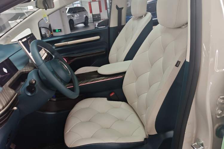 Used Baojun Cloud 2023 460 Max Left Front Seat