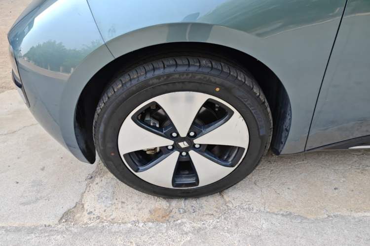 Used Baojun Cloud 2023 460 Pro Left Front Wheel Hub