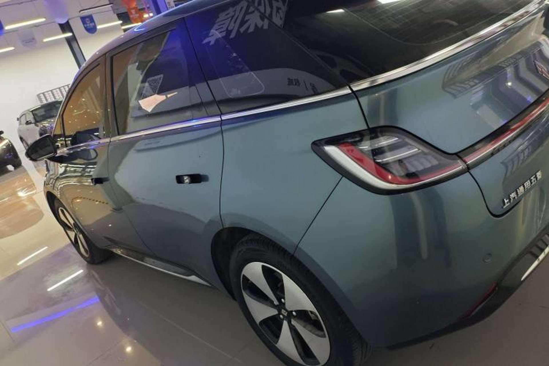 Used Baojun Cloud 2023 460 Max Left Side