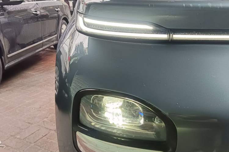 Used Baojun Cloud 2023 460 Max Right Front Headlight