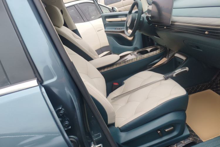 Used Baojun Cloud 2023 460 Pro Right Front Seat