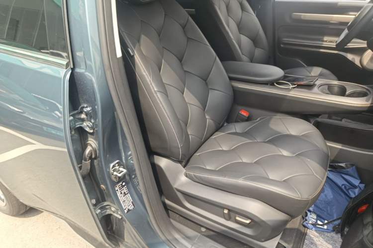 Used Baojun Cloud 2023 460 Pro Right Front Seat