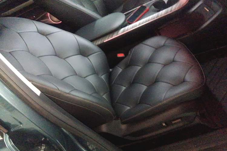 Used Baojun Cloud 2023 460 Max Right Front Seat