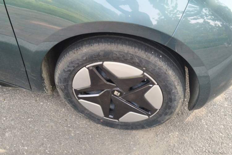 Used Baojun Cloud 2023 360 Pro Right Front Wheel Hub