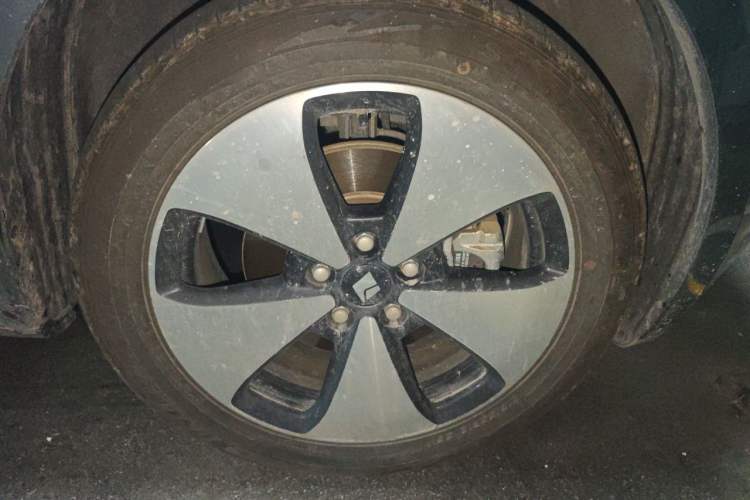 Used Baojun Cloud 2023 460 Max Right Front Wheel Hub