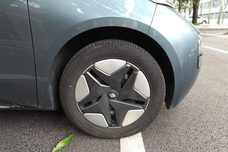 Used Baojun Cloud 2023 360 Pro Right Front Wheel Hub