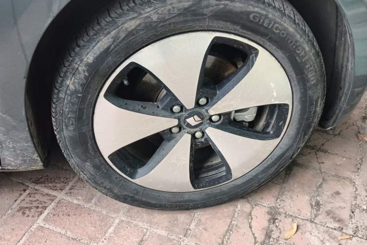 Used Baojun Cloud 2023 460 Max Right Front Wheel Hub