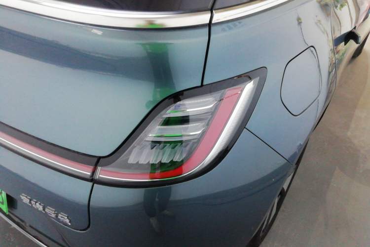 Used Baojun Cloud 2023 460 Max Right Rear Taillight