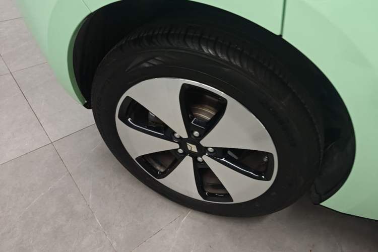 Used Baojun Cloud 2023 460 Max Right Rear Wheel Hub