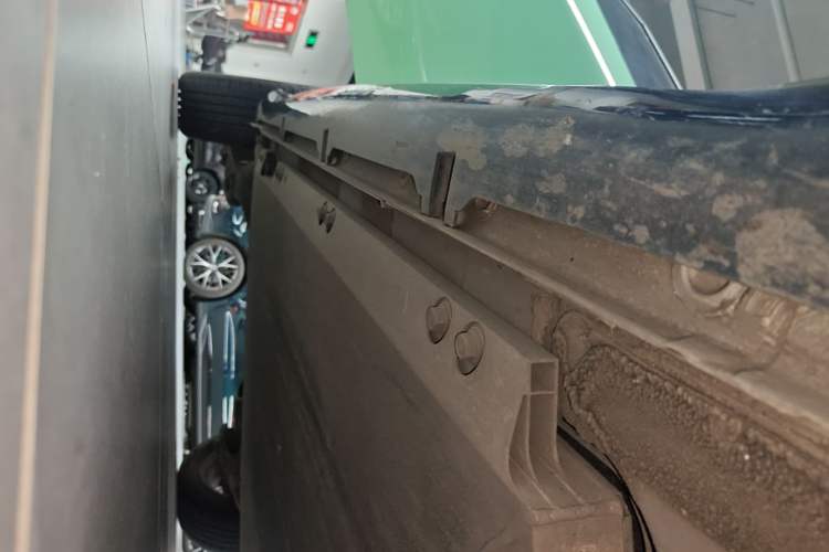 Used Baojun Cloud 2023 460 Max Right Side Sill