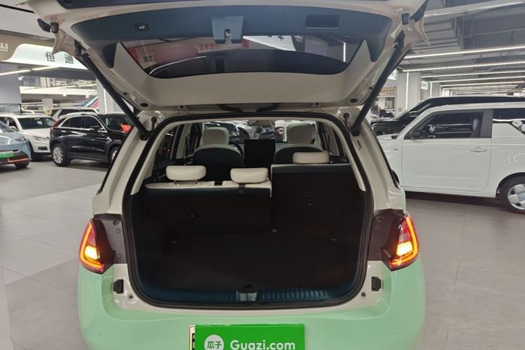 Used Baojun Cloud 2023 460 Max Trunk