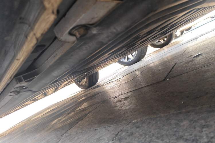 Used Baojun Cloud 2023 460 Max Lingxi Version Chassis Rear Left