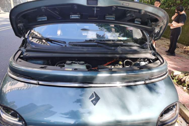 Used Baojun Cloud 2023 460 Max Lingxi Version Engine Bay