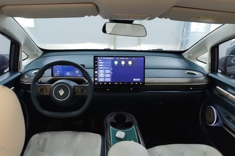Used Baojun Cloud 2023 460 Max Center Console