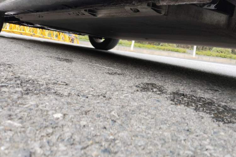 Used Baojun Cloud 2023 460 Pro Chassis Rear Left