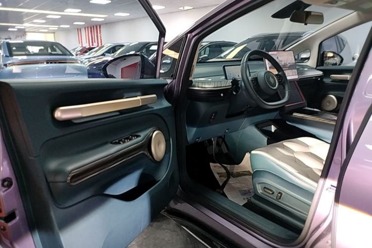 Used Baojun Cloud 2023 460 Pro Driver Seat