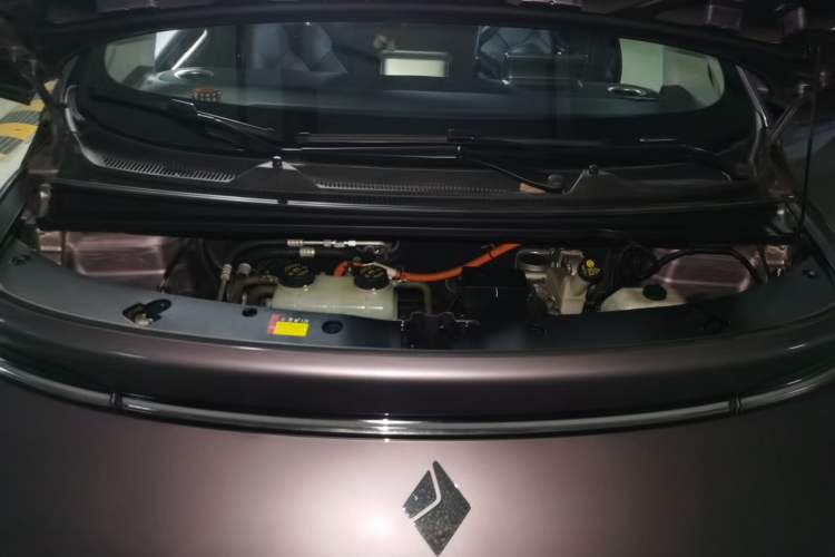 Used Baojun Cloud 2023 460 Pro Engine Bay