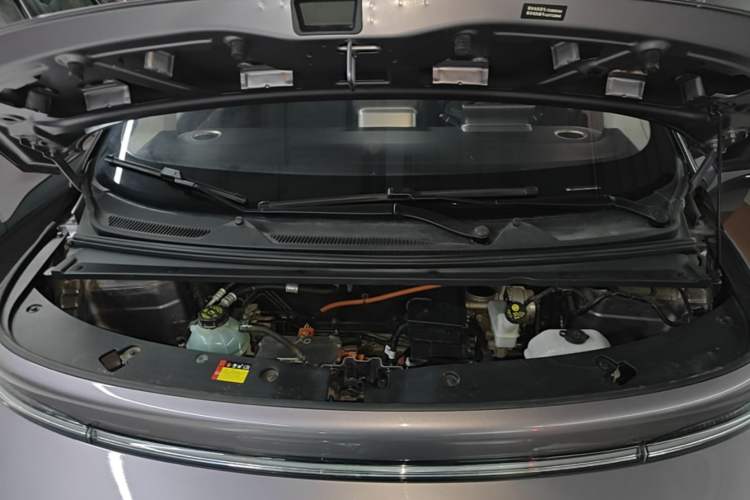 Used Baojun Cloud 2023 360 Plus Engine Bay