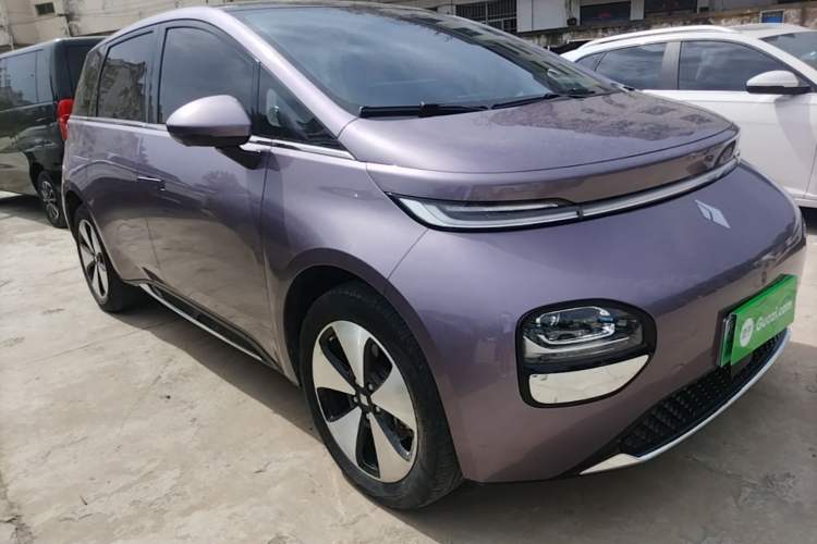 Used Baojun Cloud 2023 460 Max Front Right 45 Deg