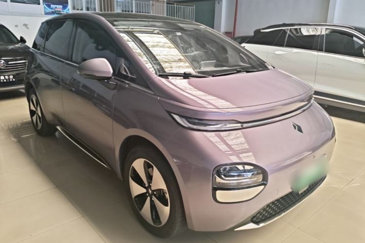 Used Baojun Cloud 2023 460 Max Front Right 45 Deg