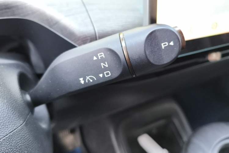 Used Baojun Cloud 2023 460 Max Gear Lever