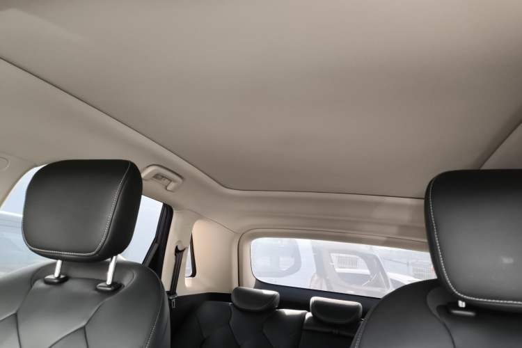 Used Baojun Cloud 2023 460 Max Headliner