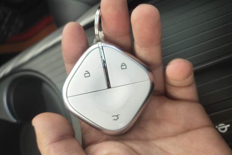 Used Baojun Cloud 2023 460 Max Interior 1