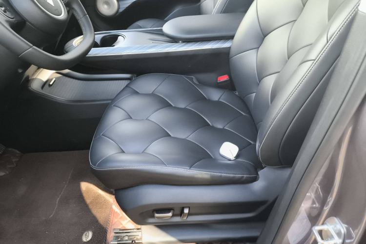 Used Baojun Cloud 2023 460 Max Left Front Seat
