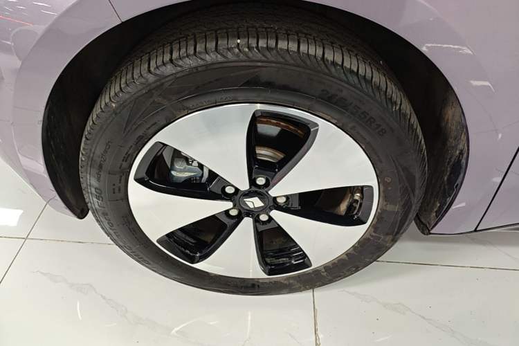 Used Baojun Cloud 2023 460 Max Lingxi Version Left Front Wheel Hub