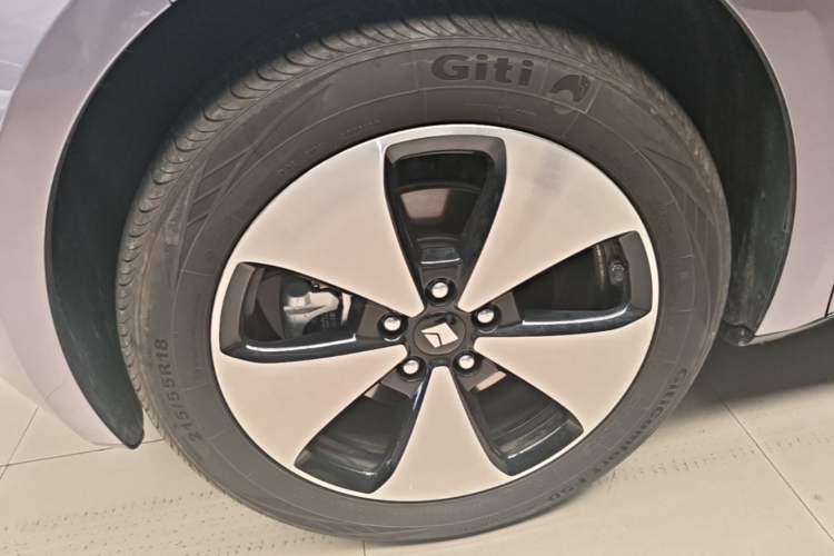 Used Baojun Cloud 2023 460 Max Left Front Wheel Hub