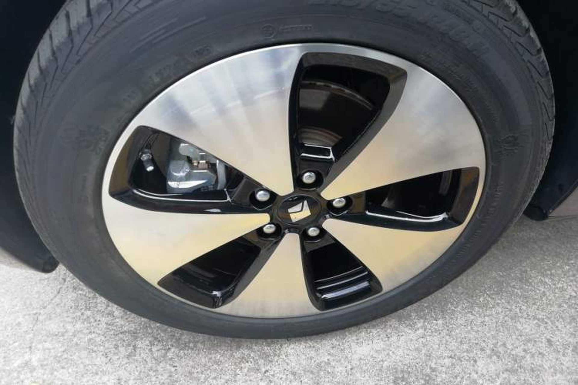 Used Baojun Cloud 2023 460 Max Left Front Wheel Hub