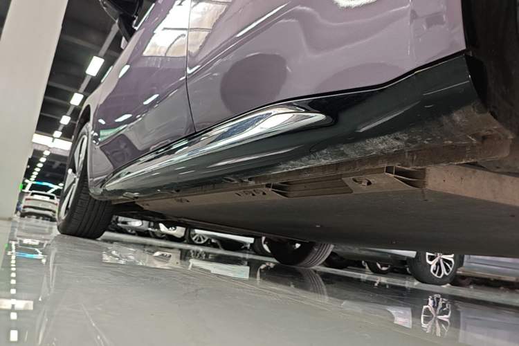 Used Baojun Cloud 2023 460 Max Lingxi Version Left Side Sill