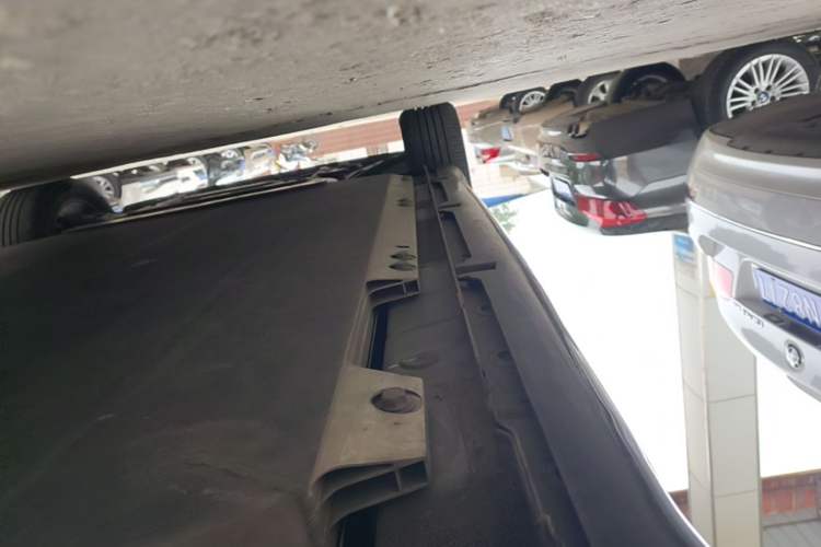 Used Baojun Cloud 2023 460 Pro Left Side Sill