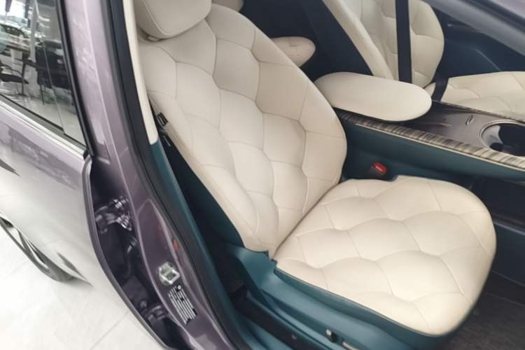 Used Baojun Cloud 2023 460 Pro Right Front Seat