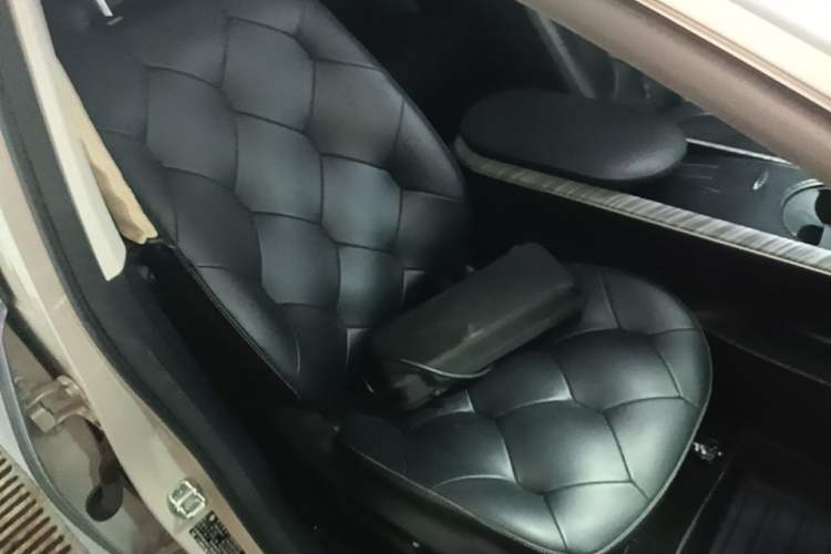 Used Baojun Cloud 2023 460 Pro Right Front Seat