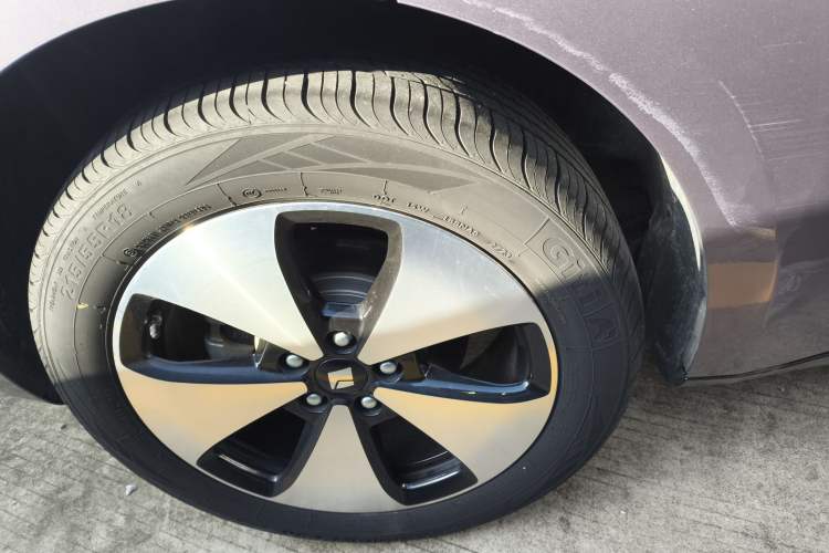 Used Baojun Cloud 2023 460 Max Right Rear Wheel Hub