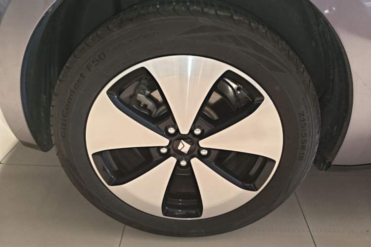 Used Baojun Cloud 2023 460 Max Right Rear Wheel Hub