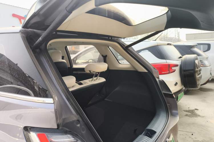 Used Baojun Cloud 2023 460 Max Lingxi Version Trunk