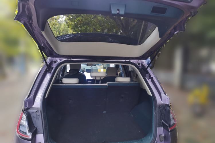 Used Baojun Cloud 2023 460 Pro Trunk