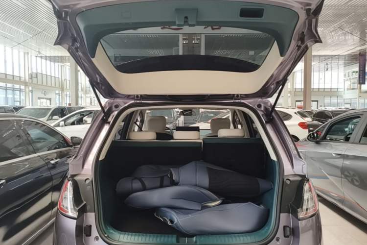 Used Baojun Cloud 2023 460 Pro Trunk
