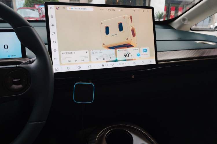 Used Baojun Cloud 2023 460 Pro Audio And AC Panel