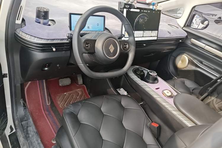 Used Baojun Cloud 2023 460 Pro Center Console