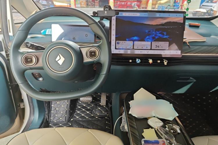 Used Baojun Cloud 2023 460 Pro Center Console